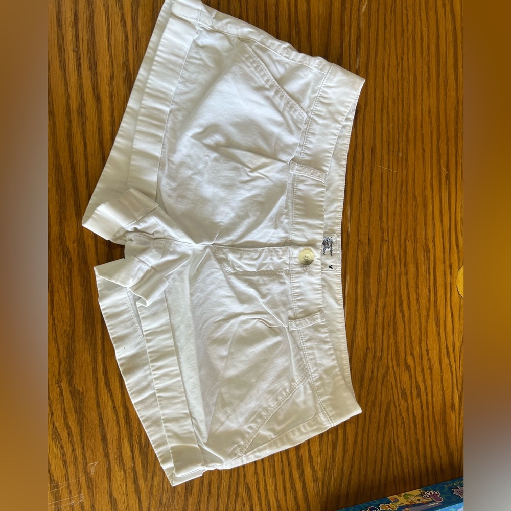 American Eagle Outfitters White Cargo Shorts